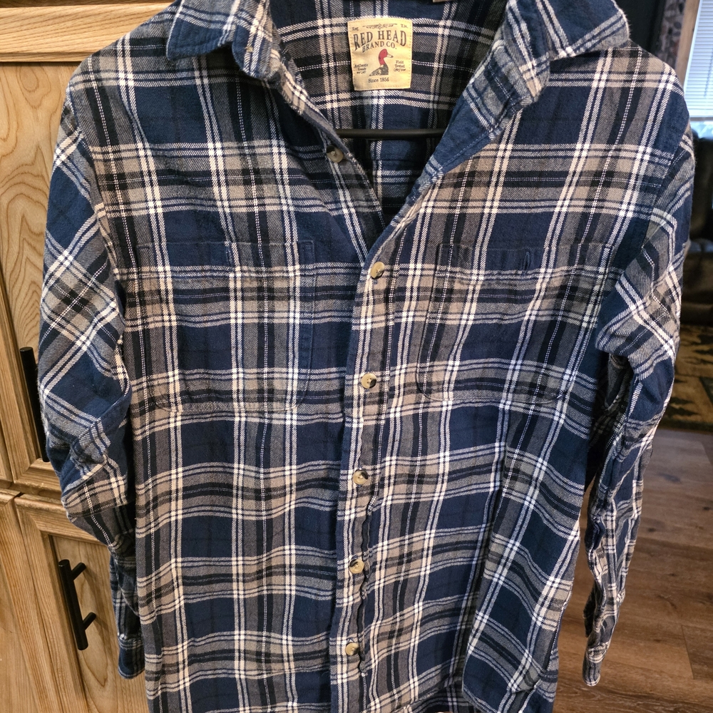 RedHead Men's Navy and White Plaid Button Down Shirt